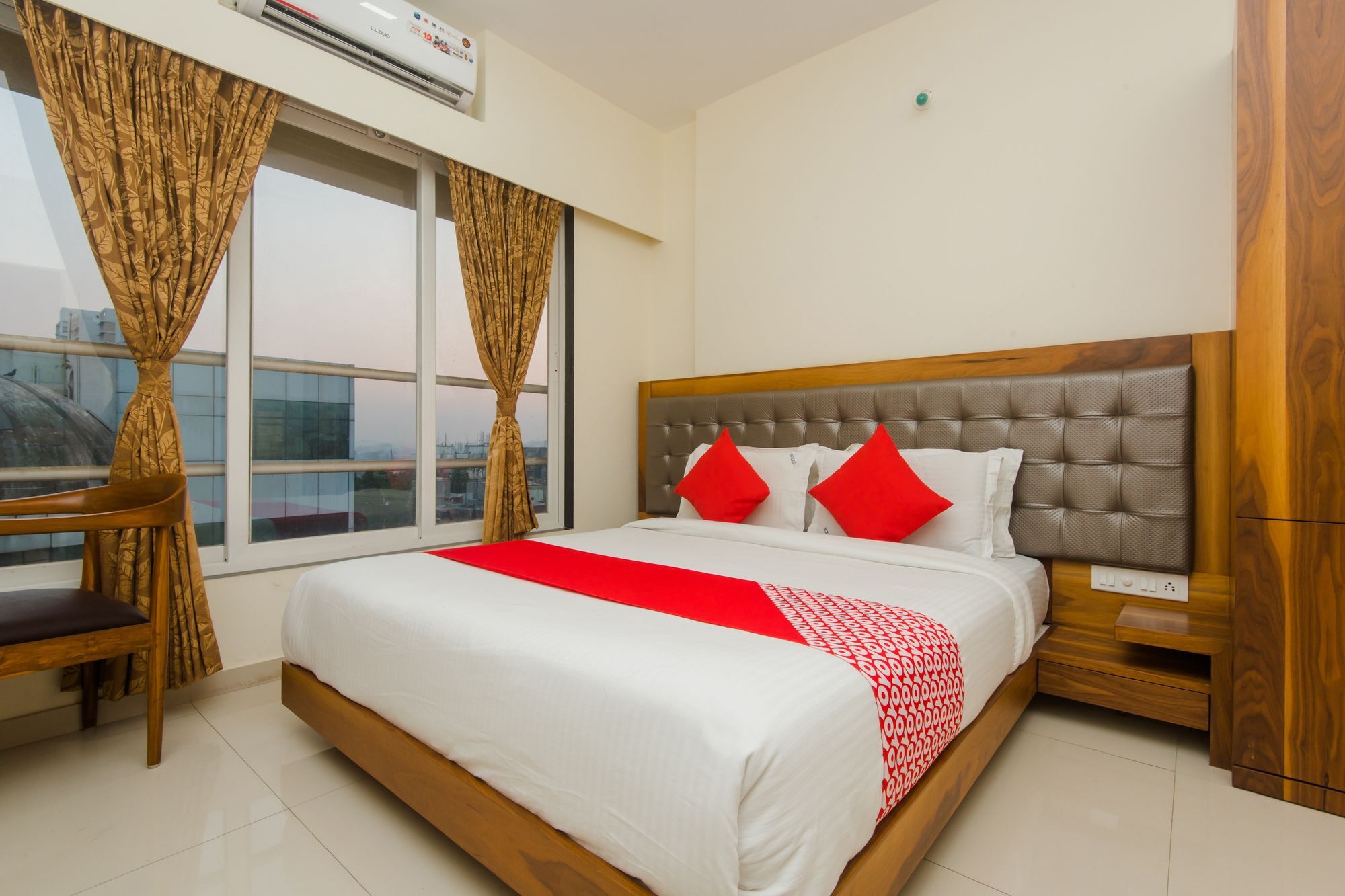 Oyo 11441 Hotel Blue Bells Residency Mumbai Kültér fotó